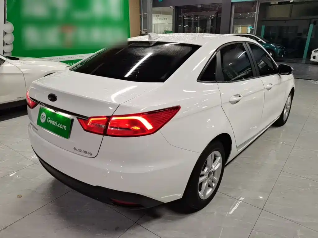 Ford Escort 2019