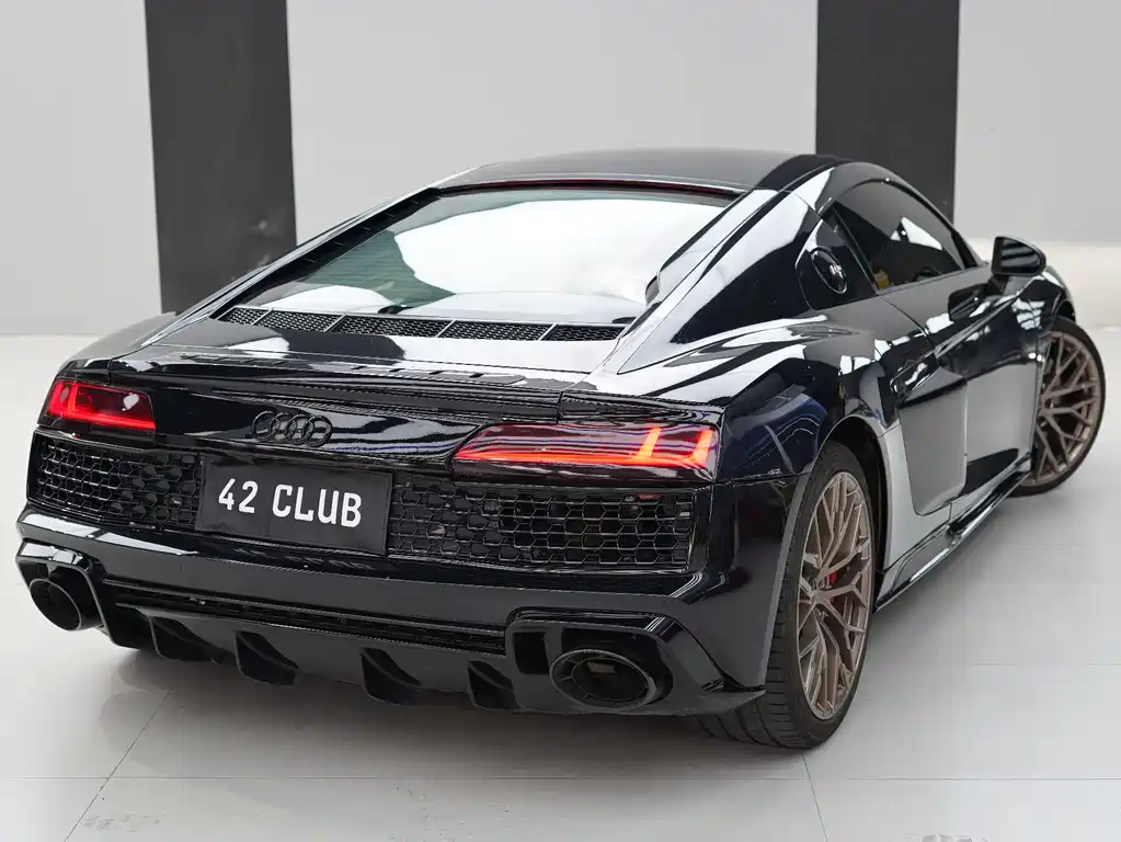 Audi R8 2018 — фото 2
