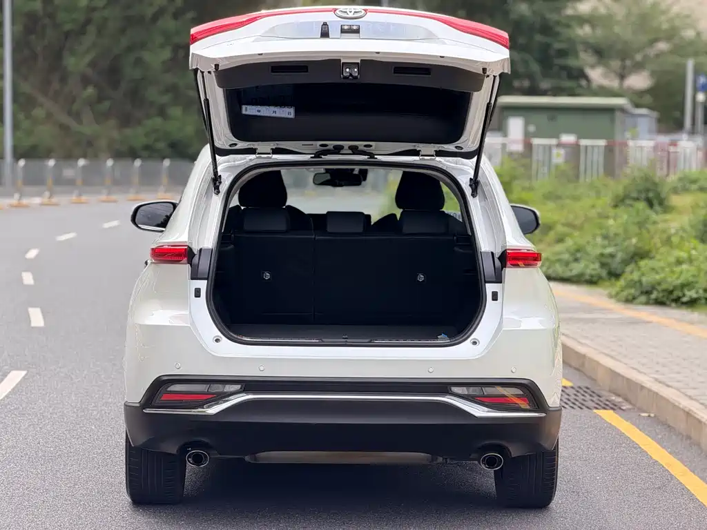 Toyota Harrier 2022 — фото 13