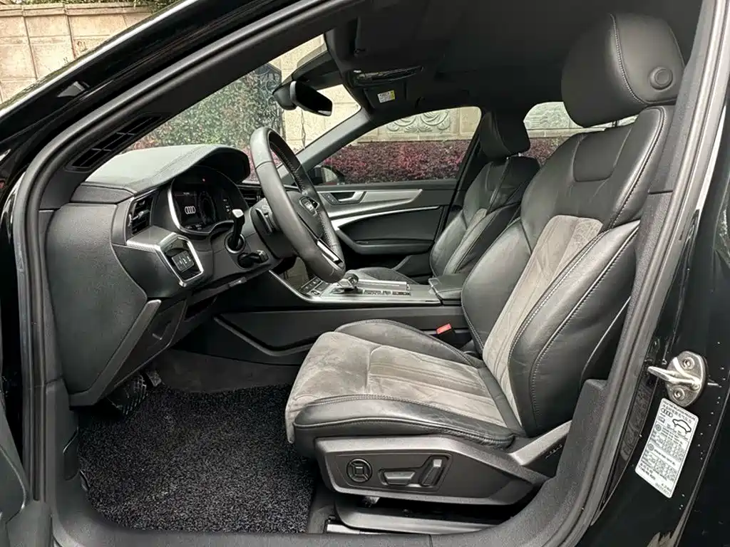 Audi A6L 2021
