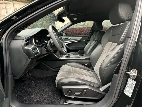 Audi A6L 2021