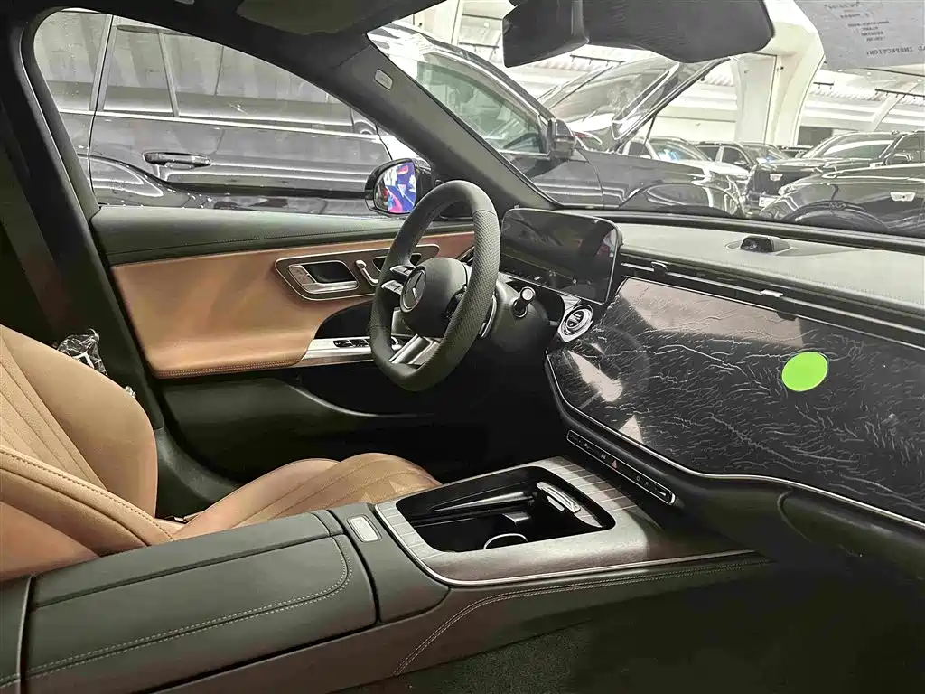 Mercedes-Benz E-Class 2026 — фото 20