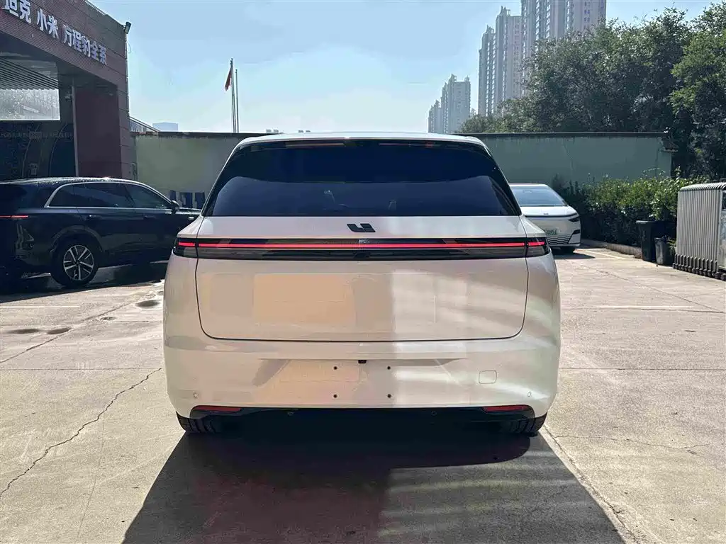Li Auto Li L7 2023