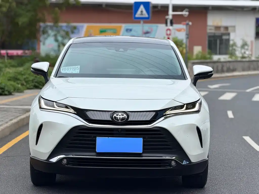 Toyota Harrier 2022 — фото 2