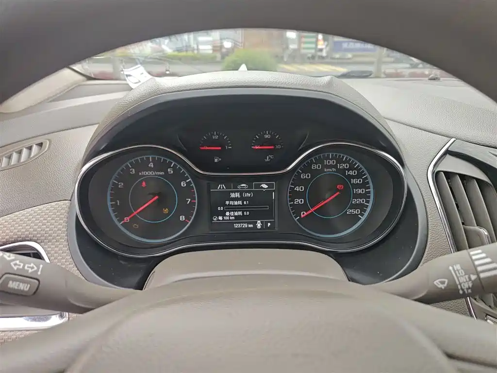 Chevrolet Cruze 2015 — фото 12