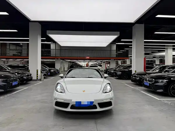 Porsche 718 2017