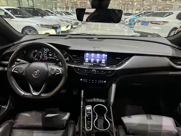 Buick Regal 2021
