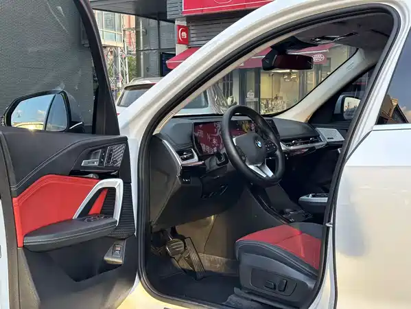BMW X1 2025