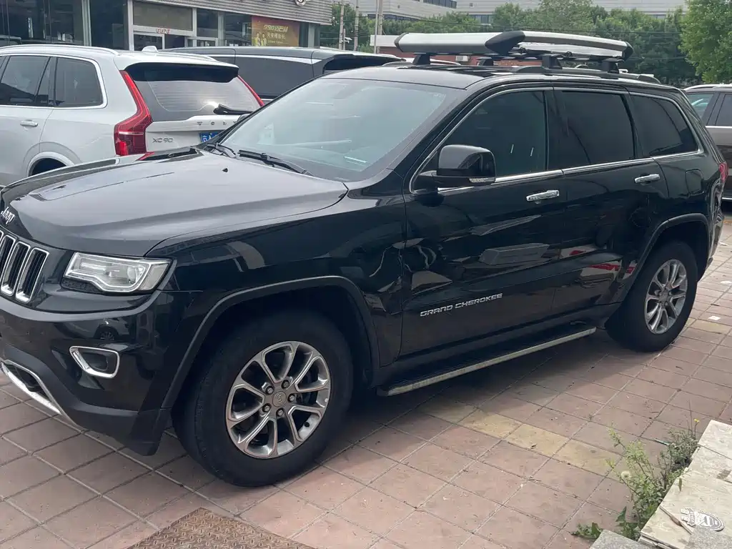 Jeep Grand Cherokee 2015