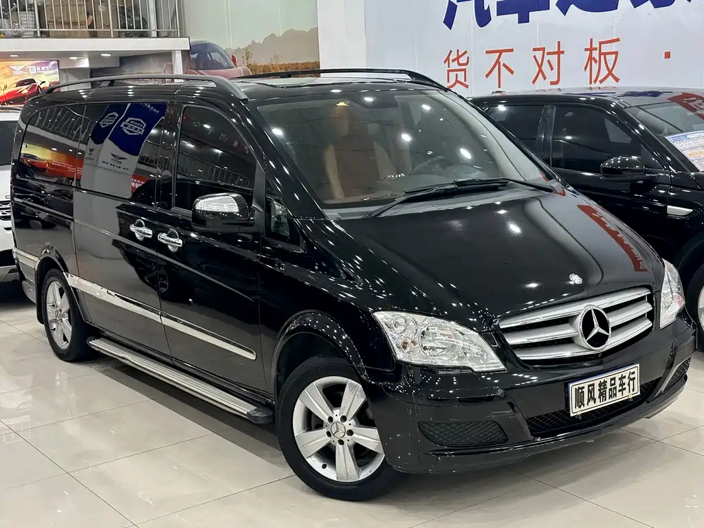 Mercedes-Benz Viano 2015 — фото 26