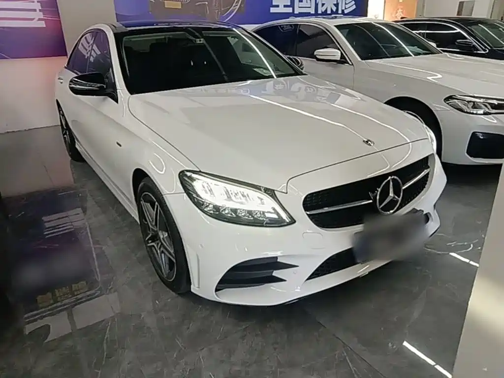 Mercedes-Benz C-Class 2021