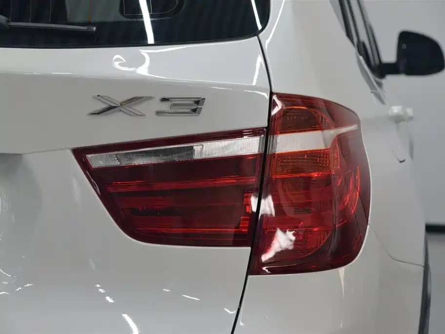 BMW X3 2016 — фото 23