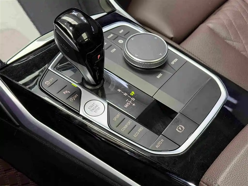 BMW 3 Series 2022 — фото 13