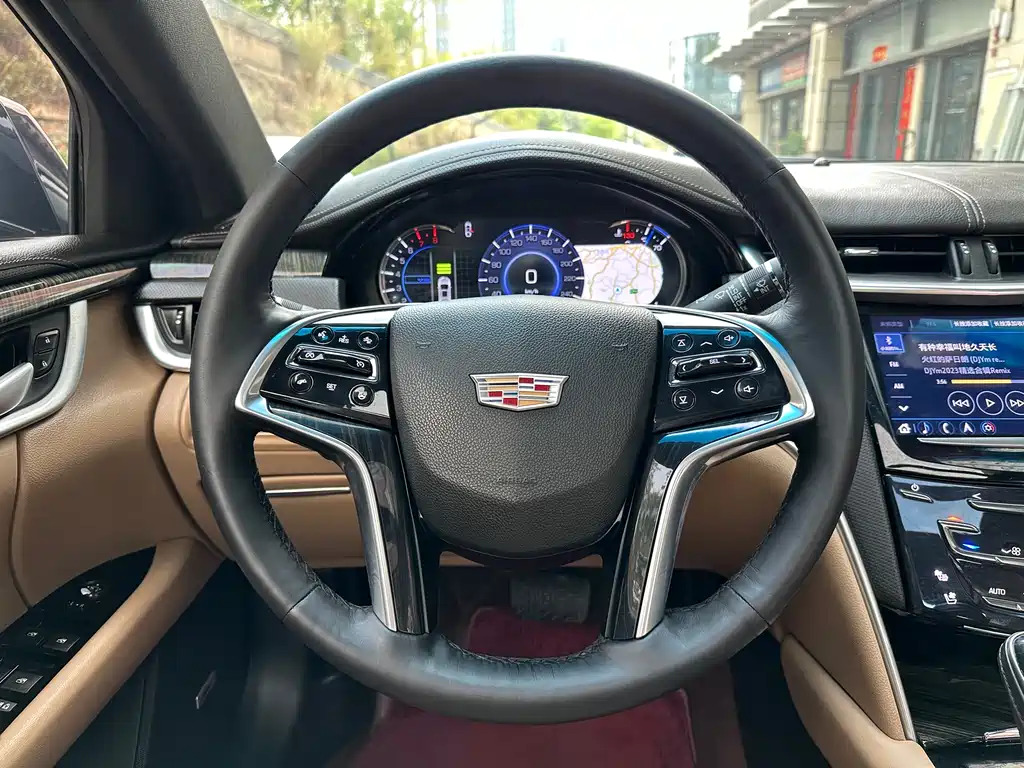 Cadillac XTS 2018 — фото 17