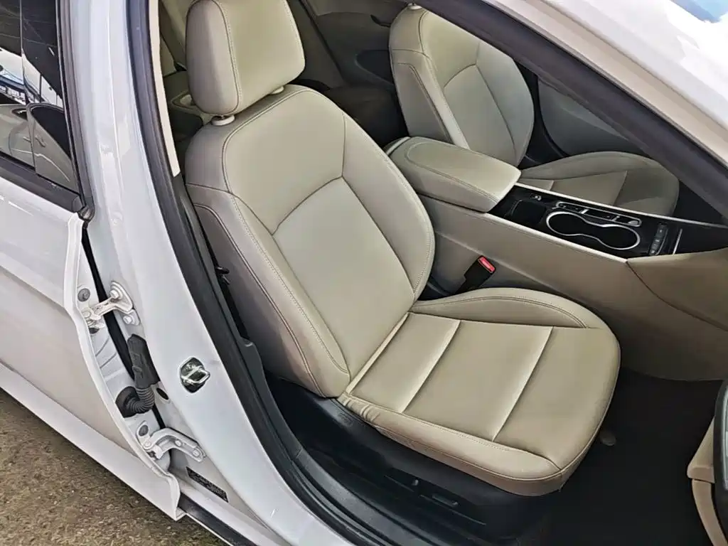 Buick Regal 2020 — фото 25