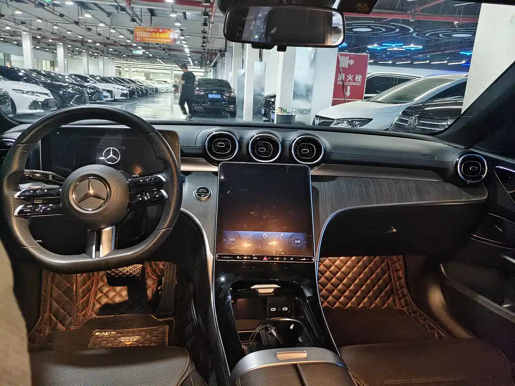Mercedes-Benz C-Class 2021 — фото 11