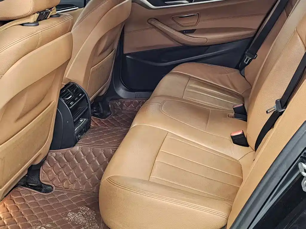 BMW 5 Series 2019