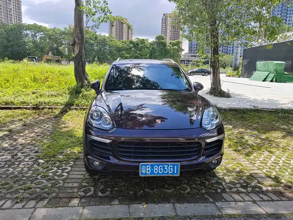 Porsche Cayenne 2015