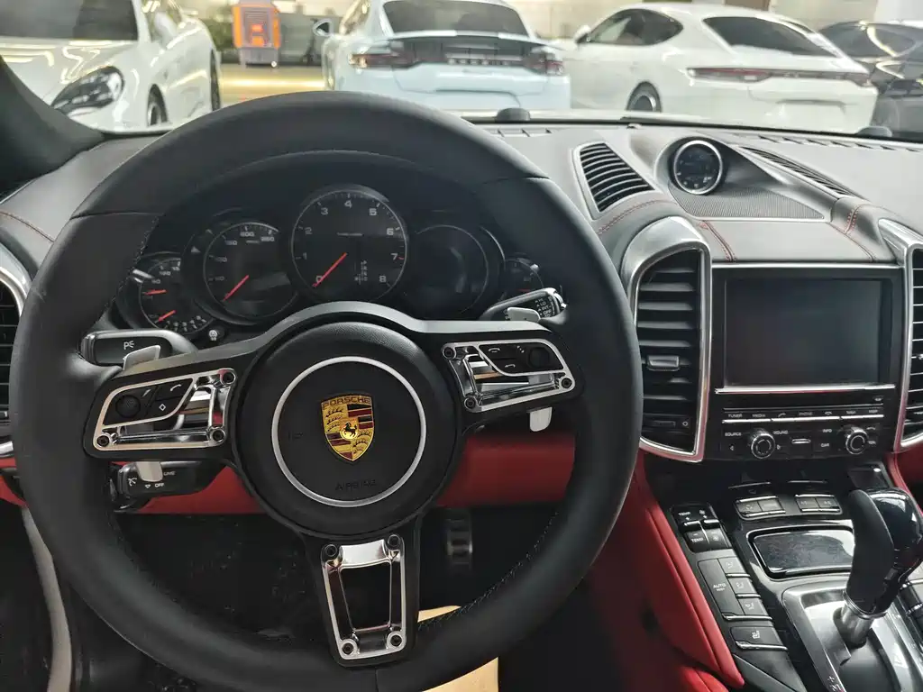 Porsche Cayenne 2013