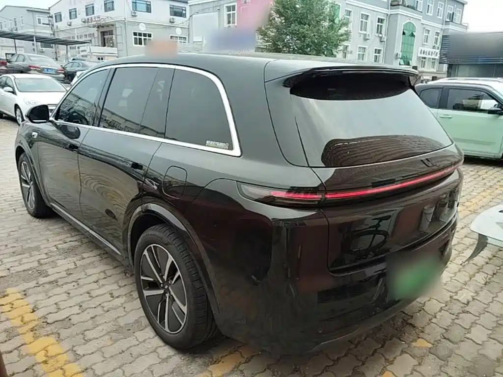 Li Auto Li L8 2024