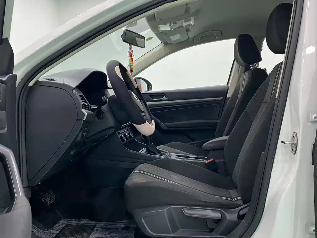 Volkswagen Lavida 2021