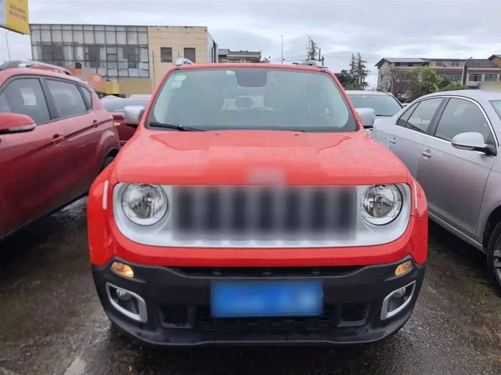 Jeep Renegade 2018 — фото 3
