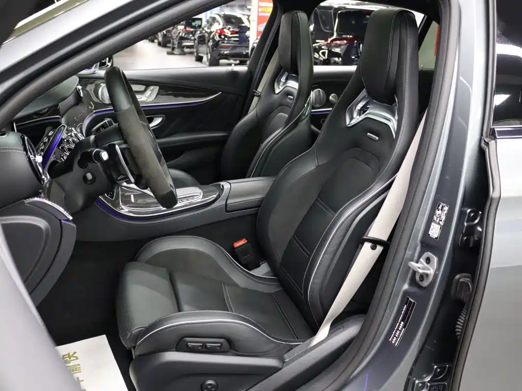 Mercedes-Benz E-Class AMG 2021 — фото 11