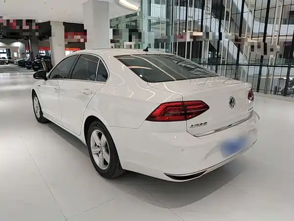 Volkswagen Lamando 2021