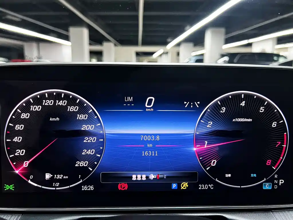 Mercedes-Benz C-Class 2023