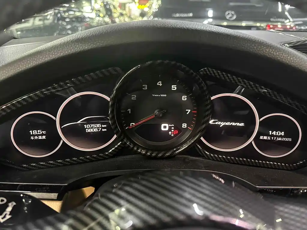 Porsche Cayenne 2018 — фото 17