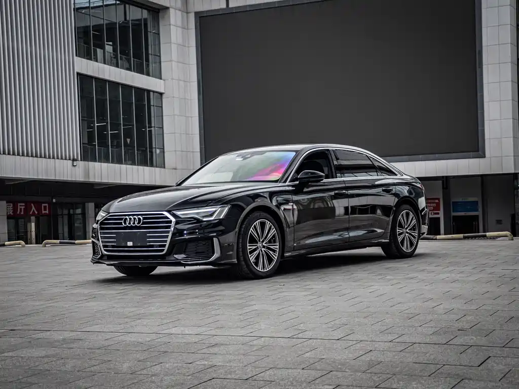 Audi A6L 2020 — фото 1