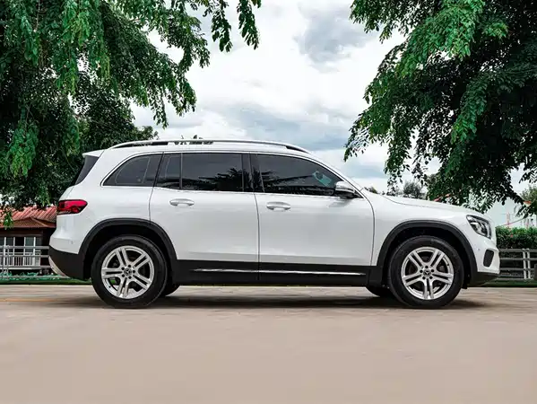 Mercedes-Benz GLB 2021