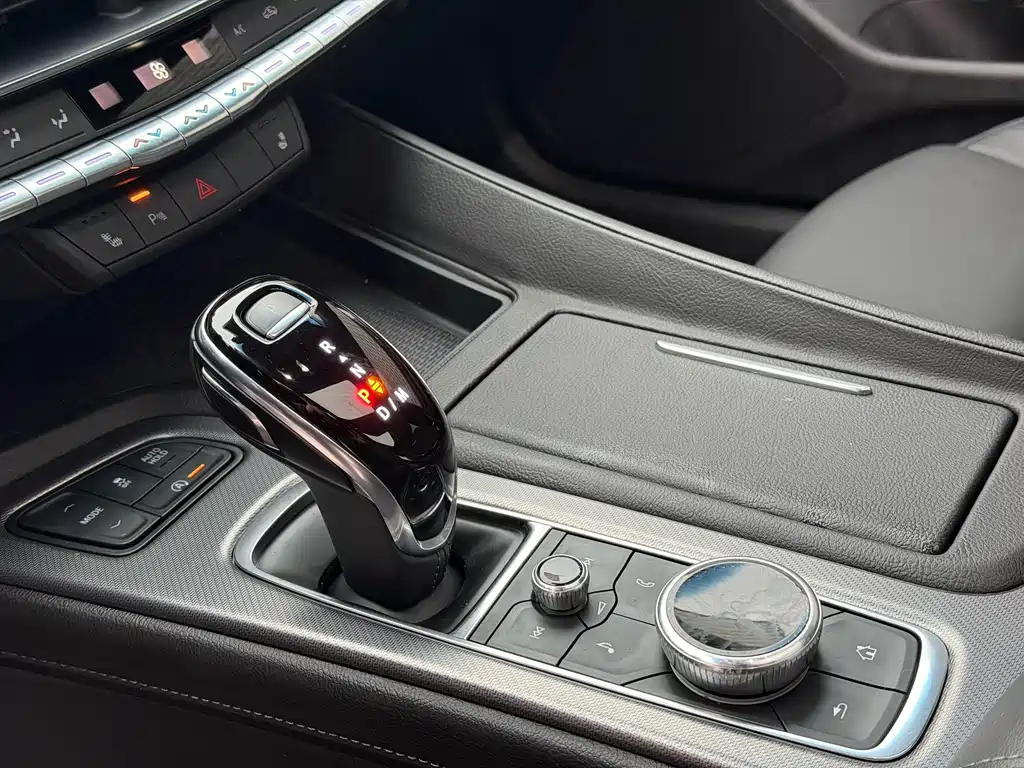 Cadillac CT5 2021 — фото 17