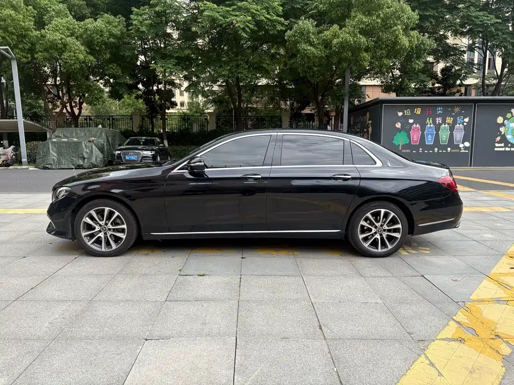 Mercedes-Benz E-Class 2019 — фото 4