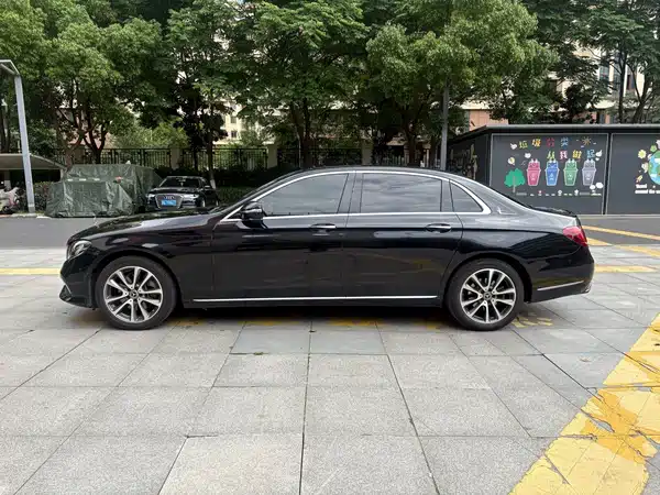 Mercedes-Benz E-Class 2019