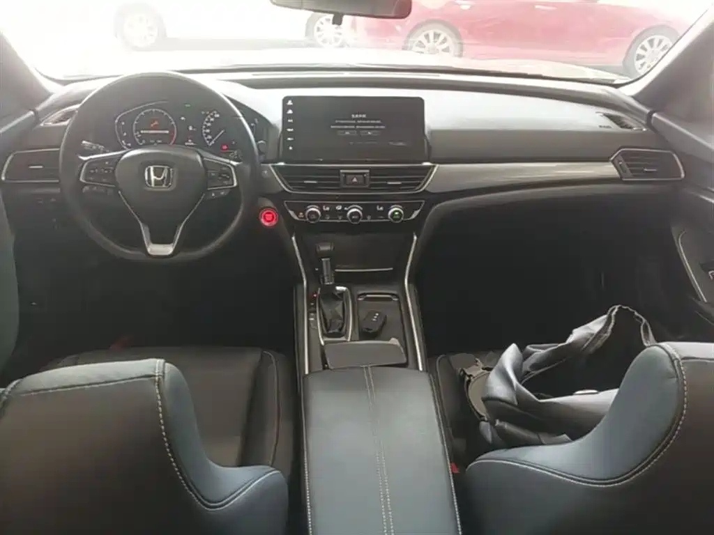 Honda Inspire 2021 — фото 10