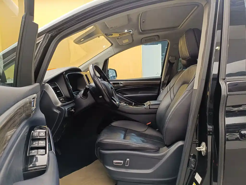 GAC Trumpchi M8 2021 — фото 13