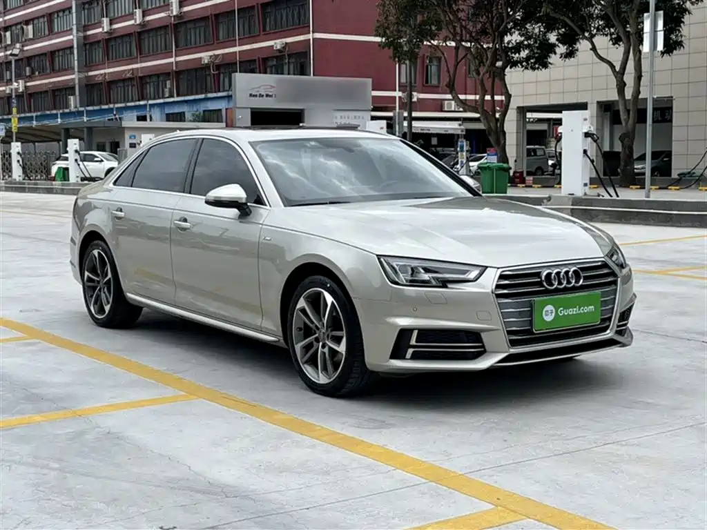 Audi A4L 2018 — фото 19