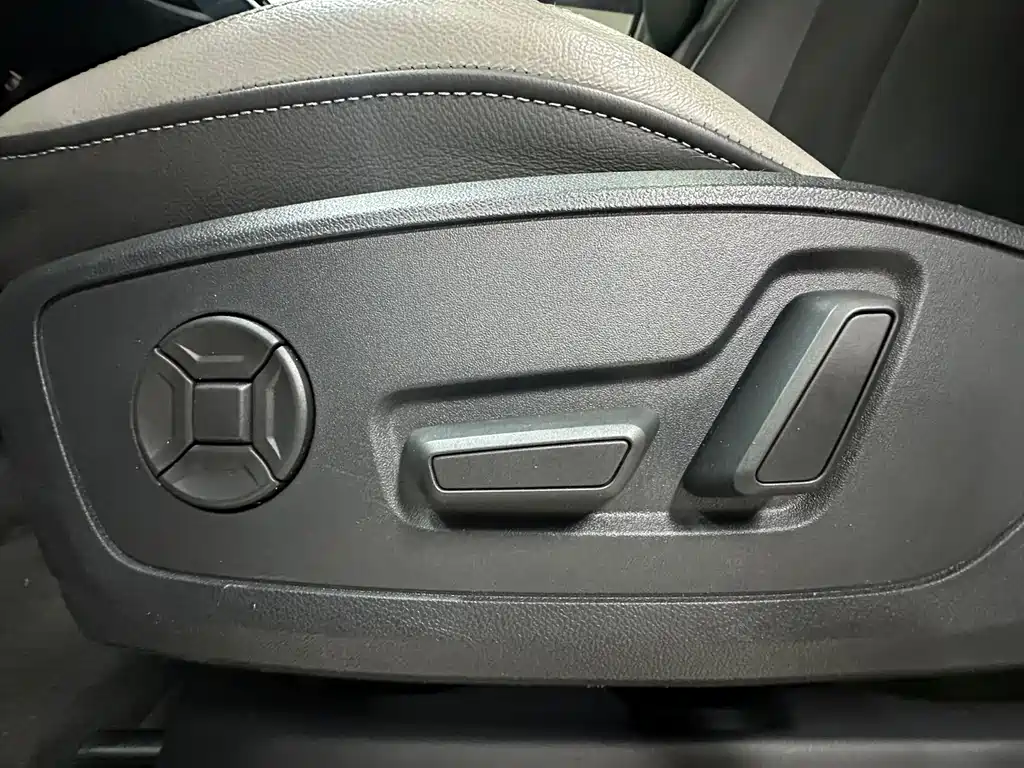 Audi Q3 2022 — фото 20