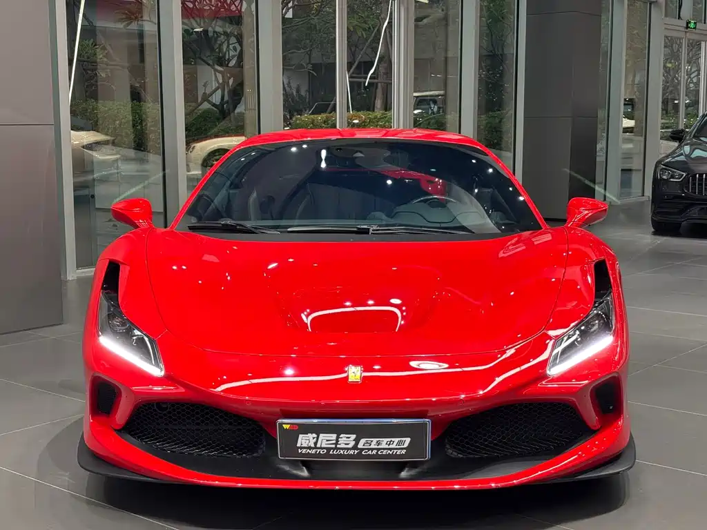 Ferrari F8 2022 — фото 2