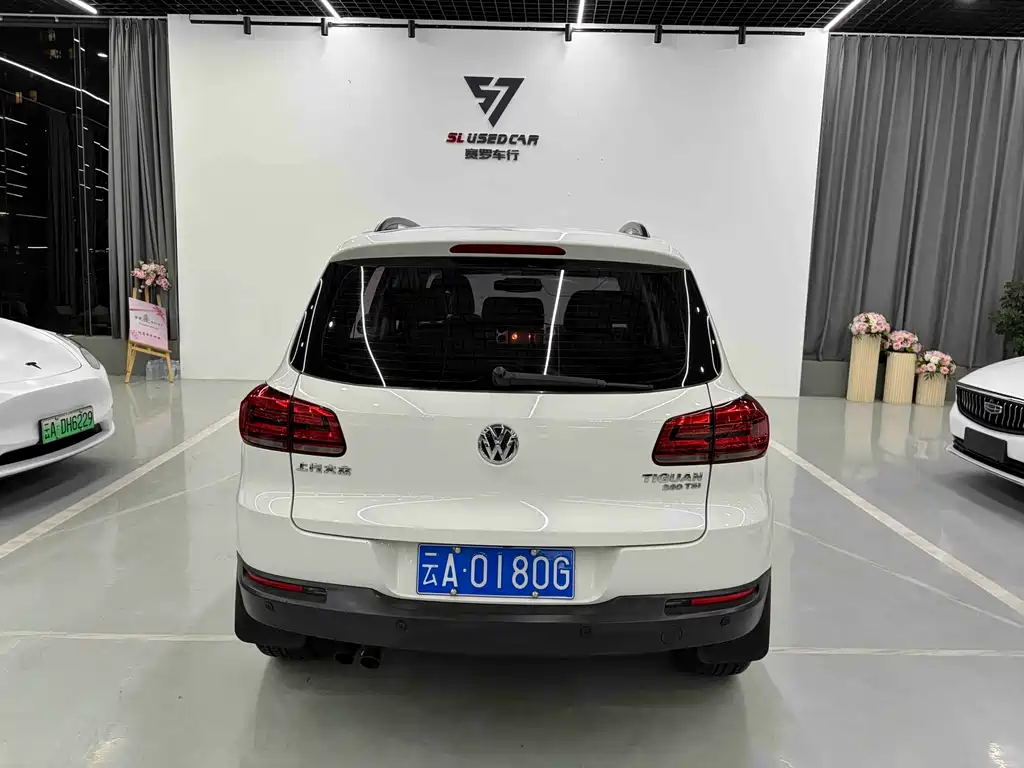 Volkswagen Tiguan 2017 — фото 10