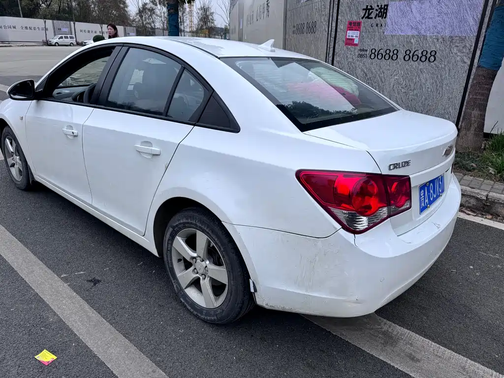 Chevrolet Cruze 2014 — фото 15