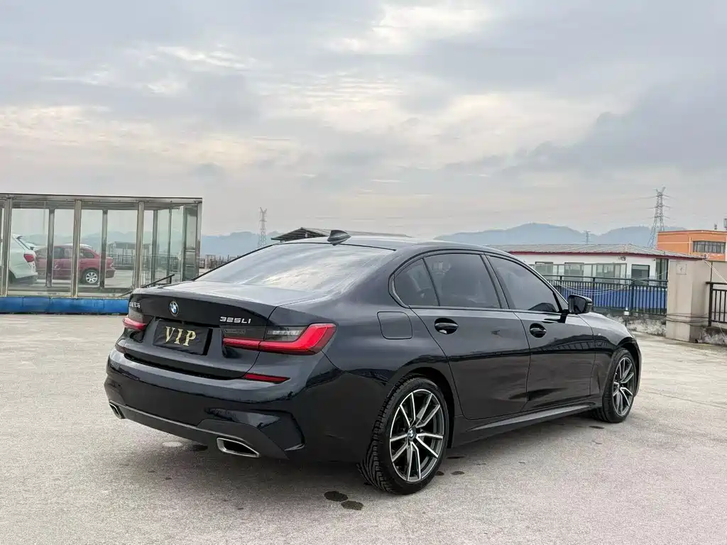 BMW 3 Series 2020 — фото 15