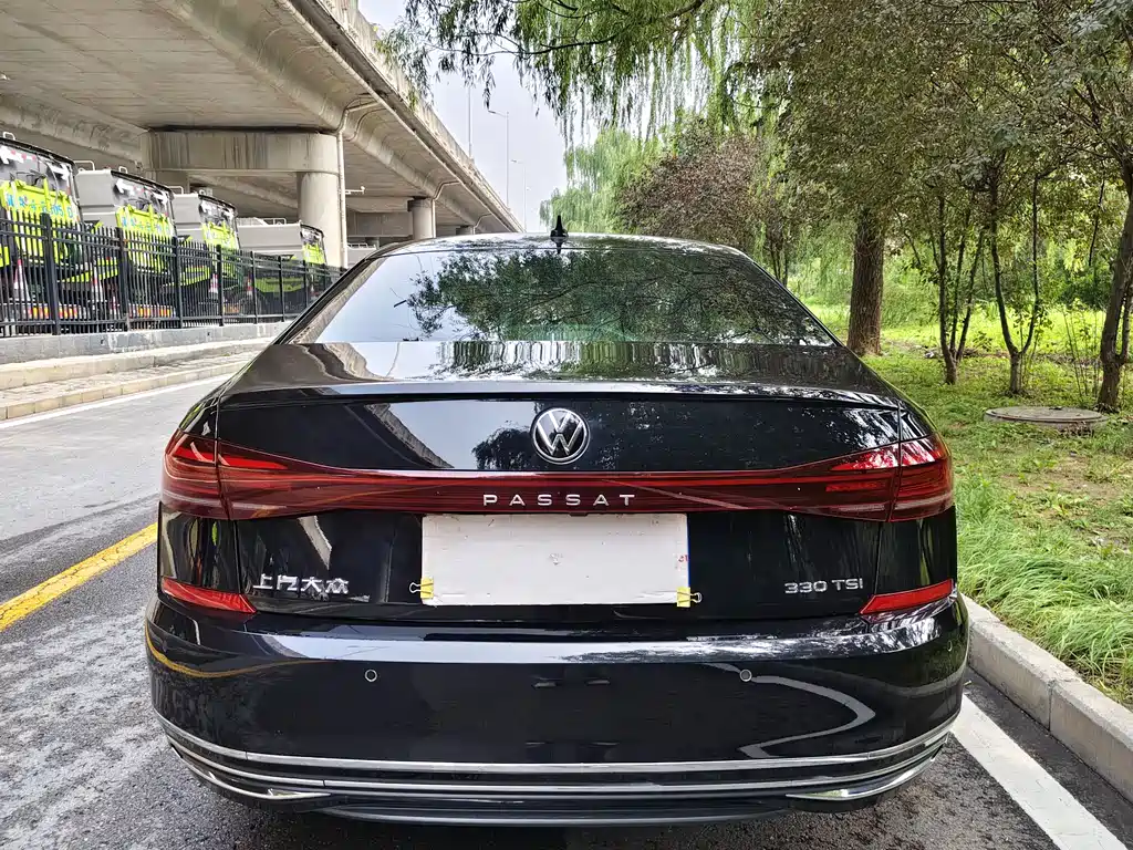 Volkswagen Passat 2022
