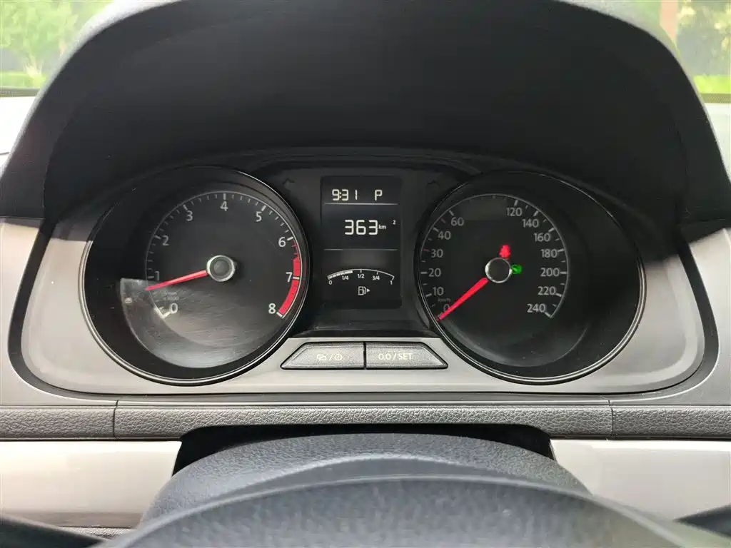 Volkswagen Gran Lavida 2017 — фото 12
