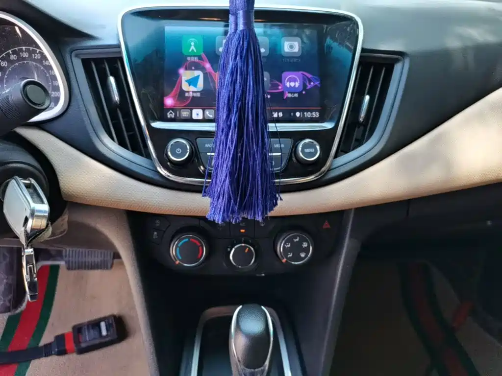 Chevrolet Cruze 2022 — фото 13