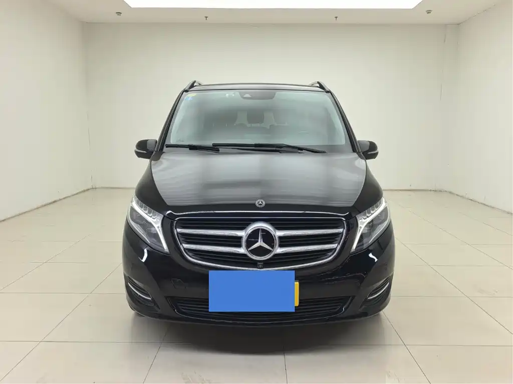 Mercedes-Benz V-Class 2018 — фото 2