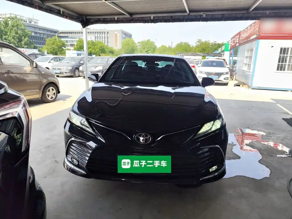 Toyota Camry 2022 — фото 3