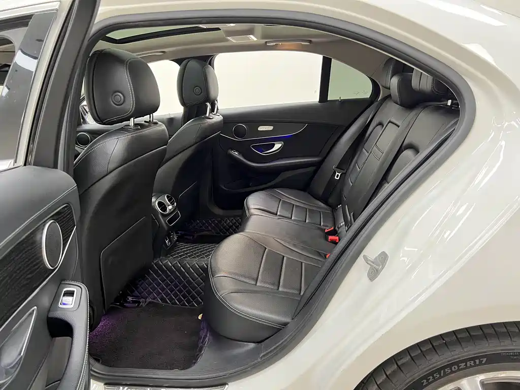 Mercedes-Benz C-Class 2021 — фото 19