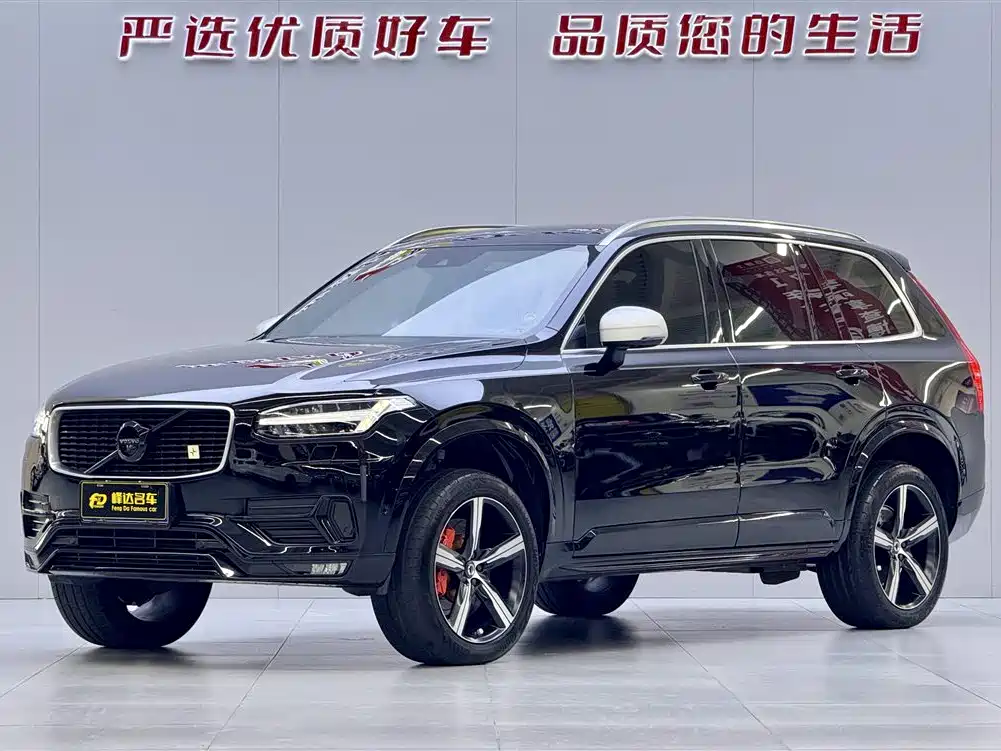 Volvo XC90 2019 — фото 1
